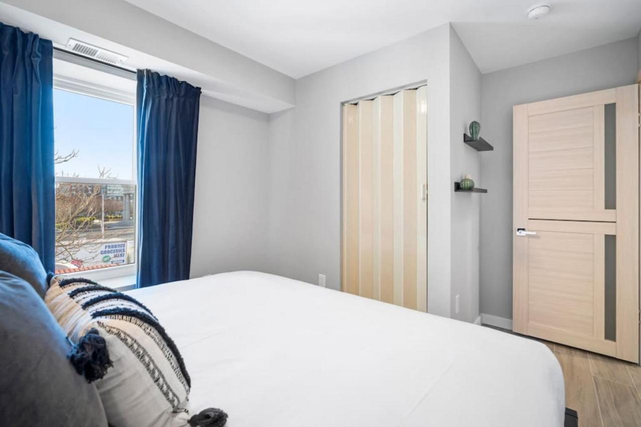 Unit 3 European Style King Size Bed Stockton College Apartment Атлантик Сити Екстериор снимка