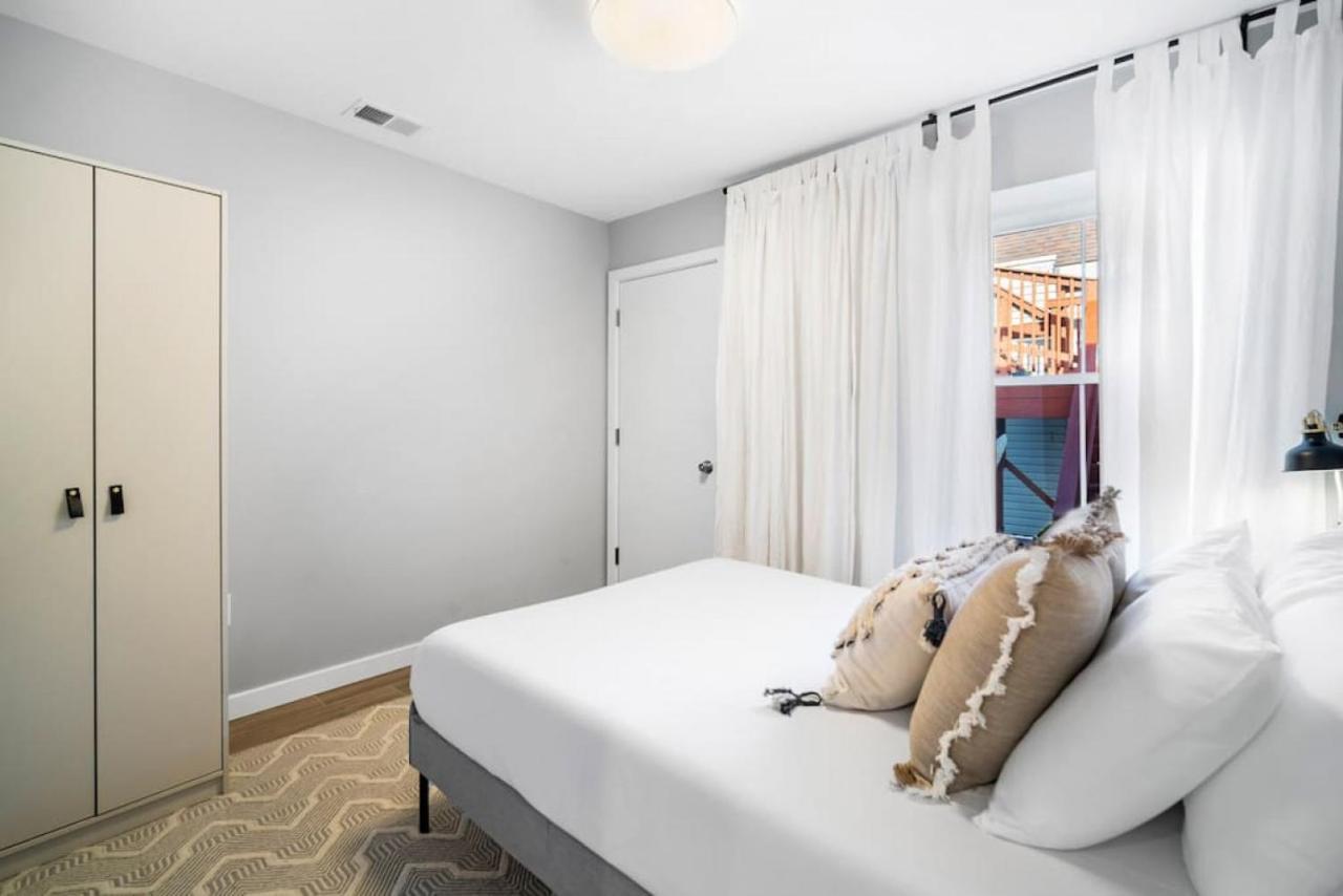 Unit 3 European Style King Size Bed Stockton College Apartment Атлантик Сити Екстериор снимка